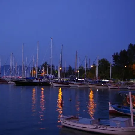 Cetin بيت ضيافة