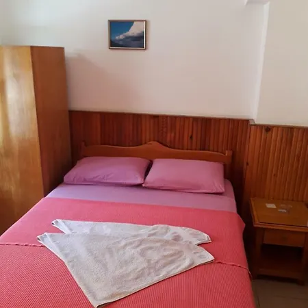 Cetin فتحية